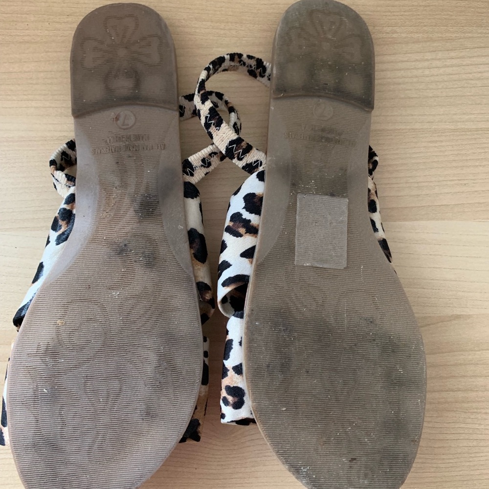 Sandals - Picture 3 of 3